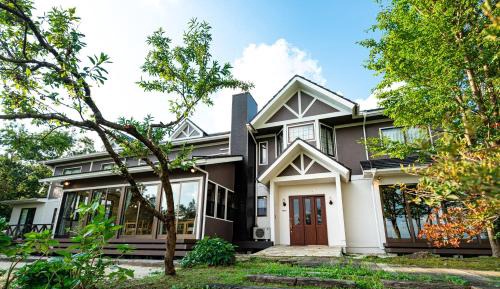 Twin Room with Shared Bathroom