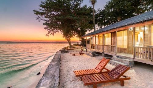 Cottage with Sea View