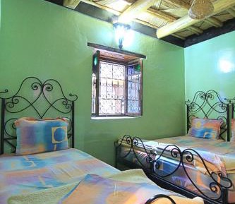 Standard Double Room with Shared Bathroom