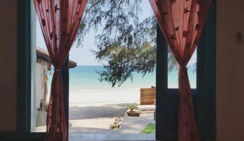 Bungalow - Beach Front