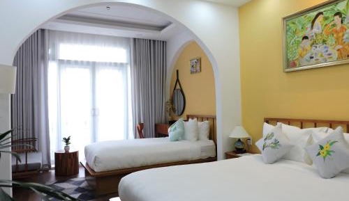 Triple Room with Indochine Balcony - Free laundry