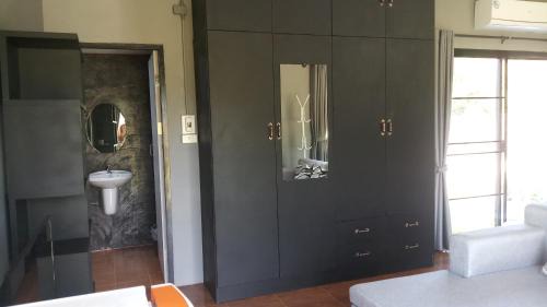 Large Double or Twin Room