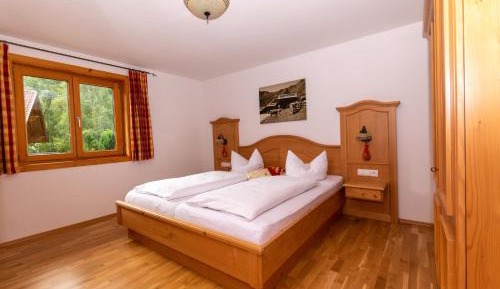 Apartment with Shower