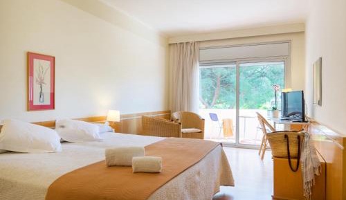 Triple Room with Balcony