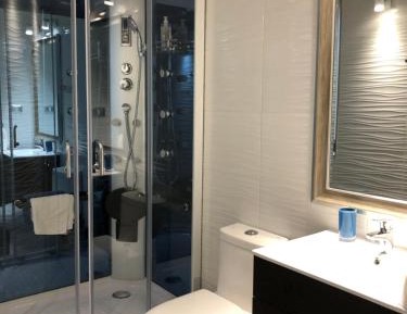 Villa with Garden View