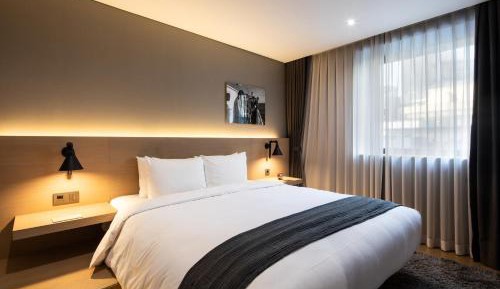 Corner Suite with sofa bed