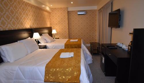 Deluxe Twin Room with Two Double Beds