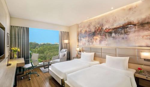 Deluxe Room - 15 percent off on food, beverages and spa, free snacks, soft drinks & fruit platter