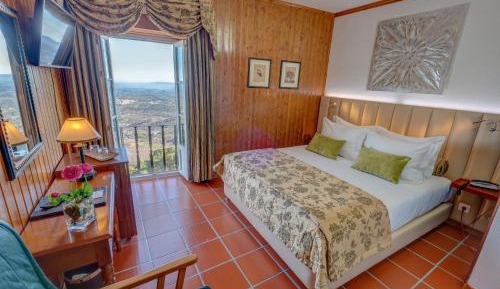 Superior Double Room with Mountain View