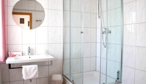 Single Room with Private Bathroom