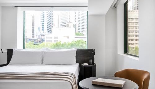 Lancemore Premium King Room – complimentary drinks during hosted hour and WiFi