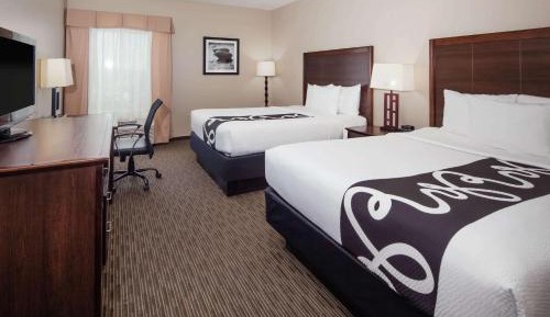 Queen Room with Two Queen Beds and Mobility/Hearing Access - Non-Smoking