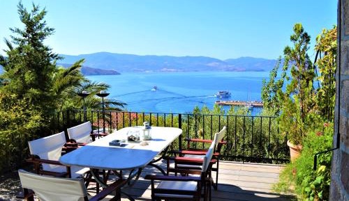 Three-Bedroom Townhouse