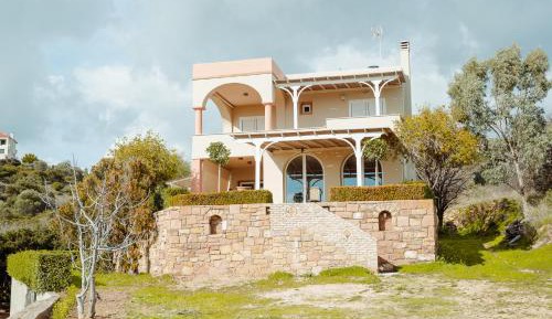 Two-Bedroom House with Sea View