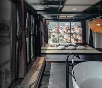 Deluxe King Room - Chengguan