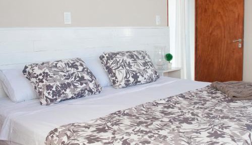 Family Room with Mountain View