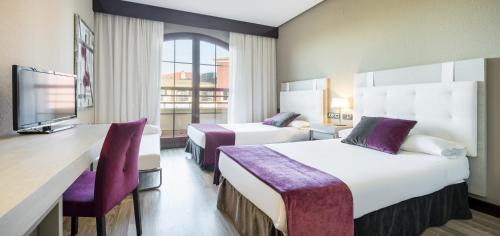 Triple Room (Double Room with Extra Bed)