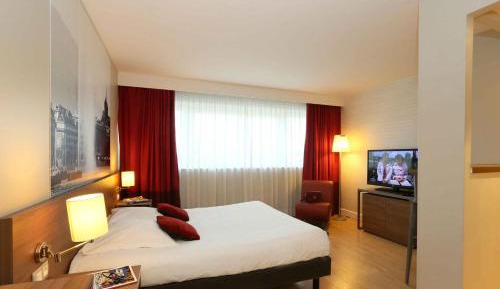 Two Adjoining Studios