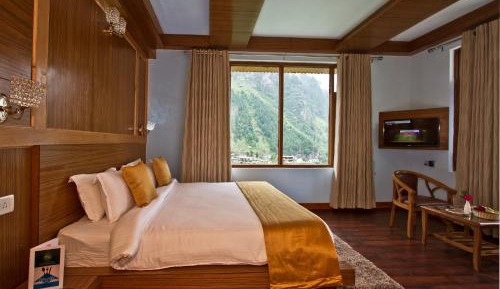 Superior Double Room with Mountain View