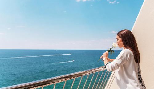 Executive Suite with Balcony and Sea View