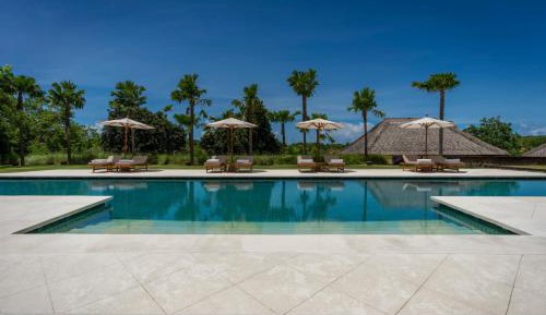 Four-Bedroom Villa with Private Pool and Free Benefit