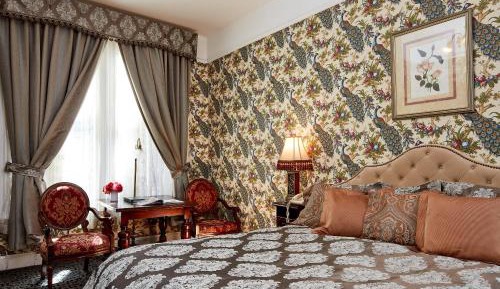 Standard King Room