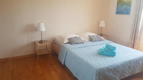 Triple Room with Lake View