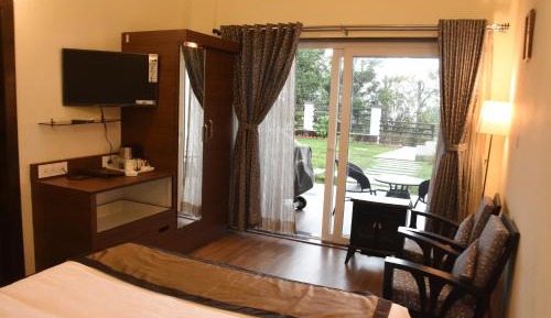 King Room with Garden View