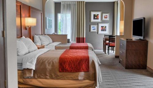 Suite with Two Double Beds - Non-Smoking