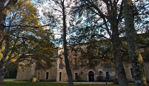 Deluxe Queen Room with Two Queen Beds