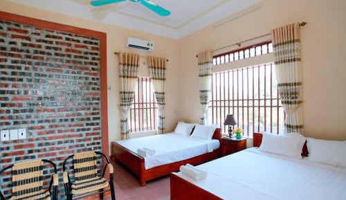 Family Room with Mountain View