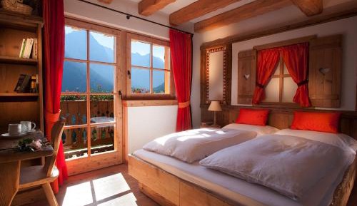 Double Room with Mountain View