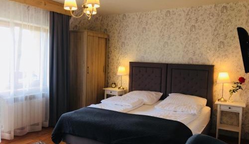 Apartment with Mountain View II