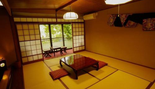 Japanese-Style Quadruple Room