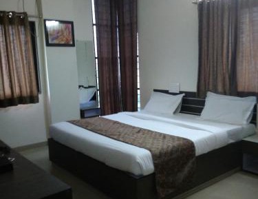 Deluxe Double Room - AC