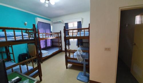 6-Bed Mixed Dormitory Room
