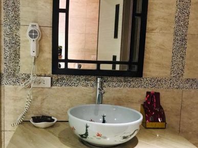 Deluxe Double Room with Shower