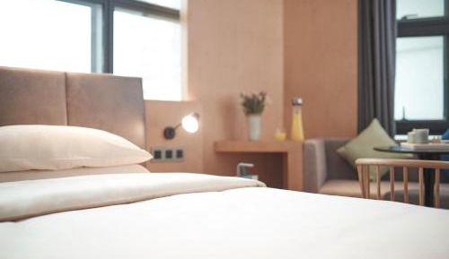 City Note Deluxe Twin Bed Room