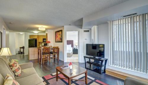 Two Bedroom and Den Suites