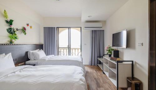 Superior Quadruple Room with bathtub