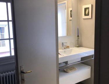 Deluxe Double Room with Shower