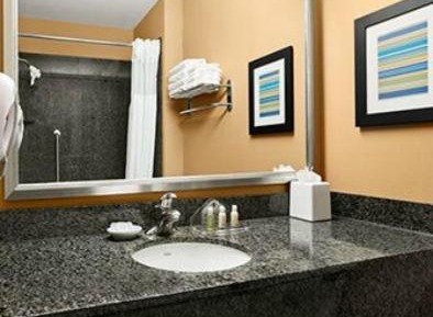 Standard King Room with Accessible Tub - Mobility Access