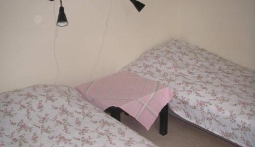 Small Twin Room with Shared Bathroom