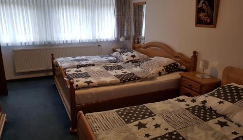 Double or Twin Room with Private Bathroom