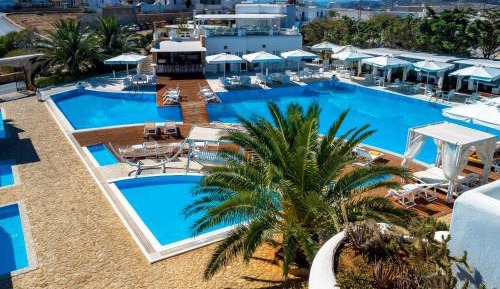 Junior Suite with Pool View