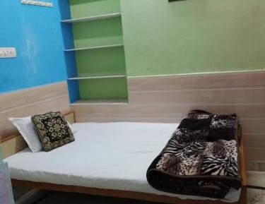 Single Room with Private Bathroom