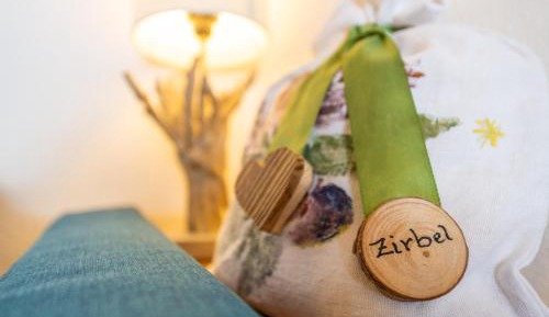 Single Room with Mountain View