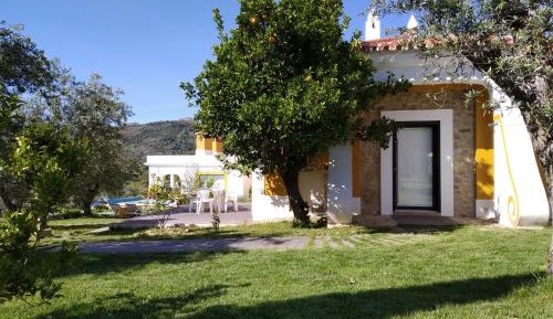 Family Room with Garden View