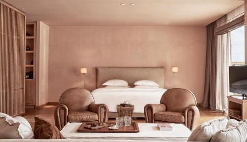 Grand Terrace Suite