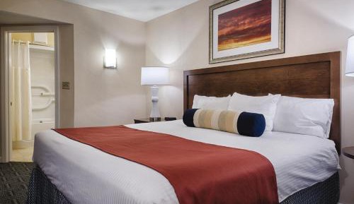 Two-Bedroom Suite